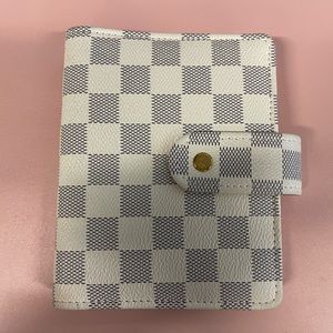 White and Gray Checkered Binder - A7